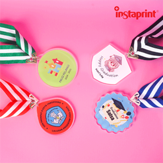 Medali Acrylic Custom / Piagam Sekolah Lomba Kelulusan / Piagam Acrylic Murah / Piagam Buat pacar WEB