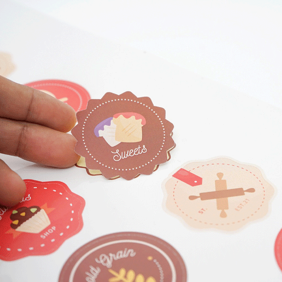 Sticker Chromo Bundar Label Kemasan Produk Makanan Ringan / Sticker Chromo Murah WEB