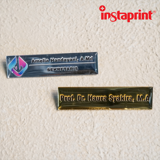 Name Tag / Nama Dada /Acrylic-Kuningan-Stainless-Peniti-Magnet ukuran 2x8cm Tebal 2mm WEB