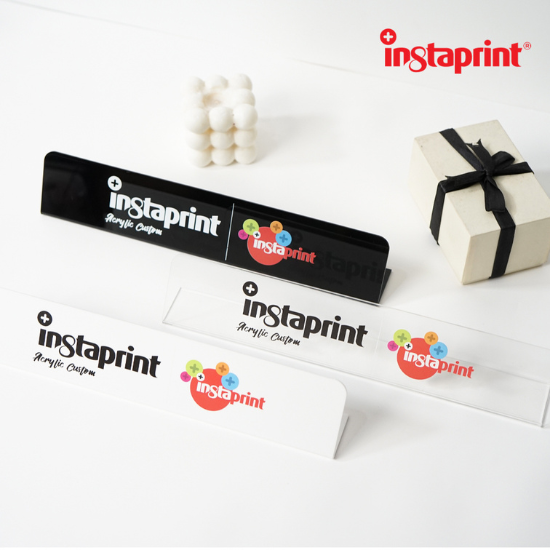 Custom Papan Nama Meja Eksklusif Acrylic WEB