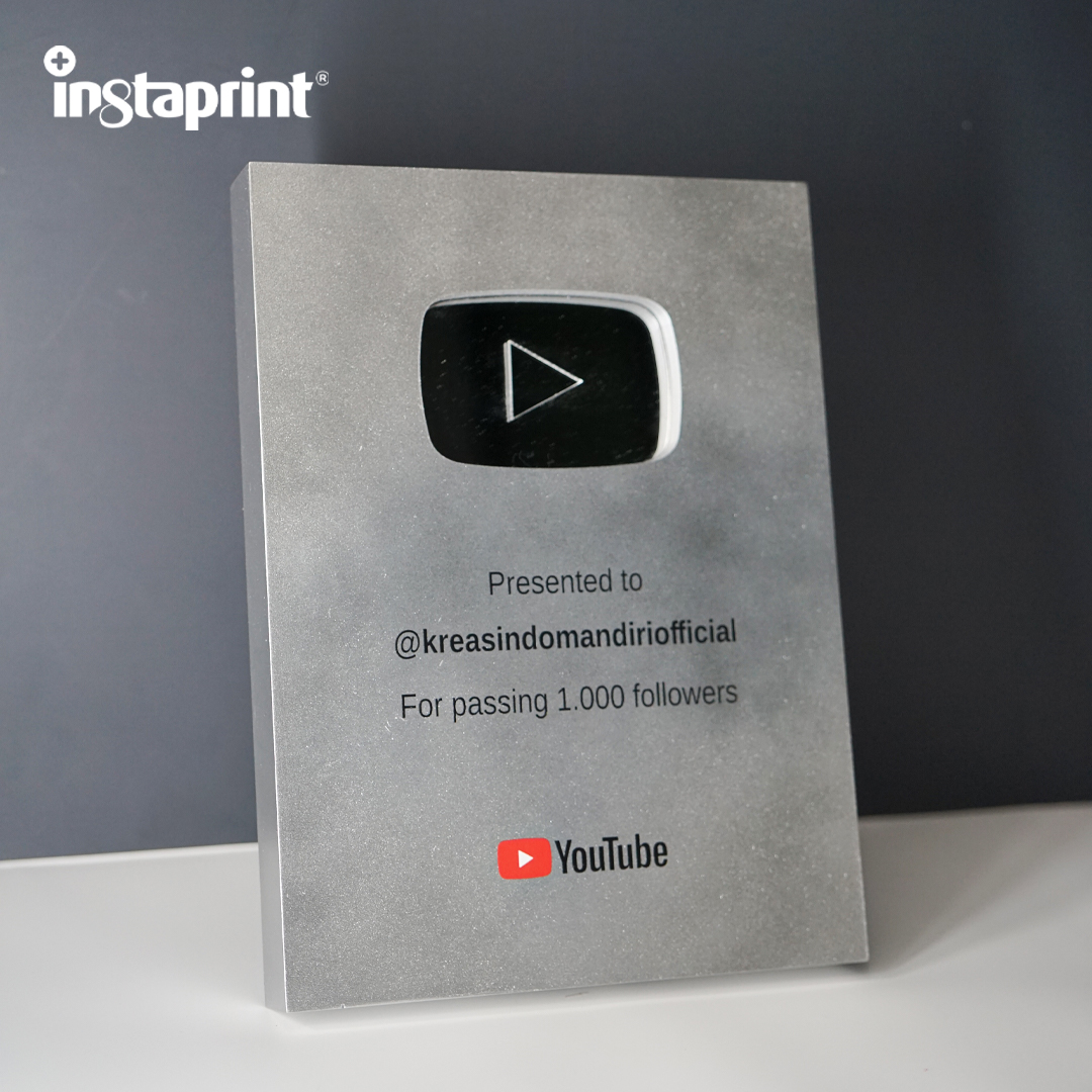 Plakat TIKTOK dan YOUTUBE (Tanpa Box) WEB